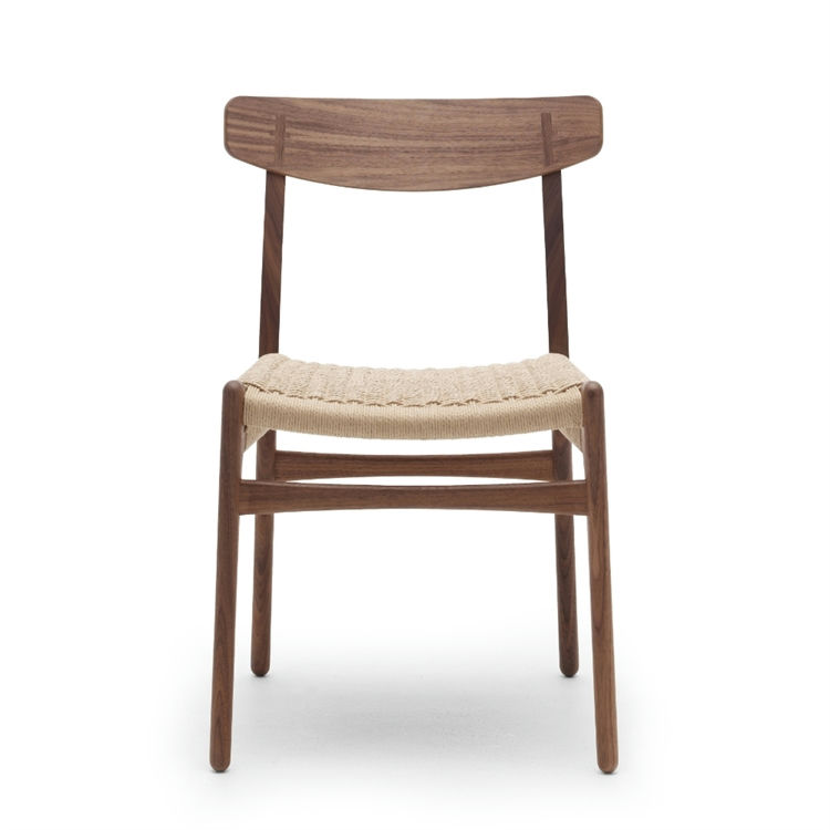 Carl Hansen & Søn CH23 Wegner Spisebordsstol i Valnød