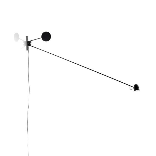 Luceplan Counterbalance Væglampe i Sort – Elegant Design