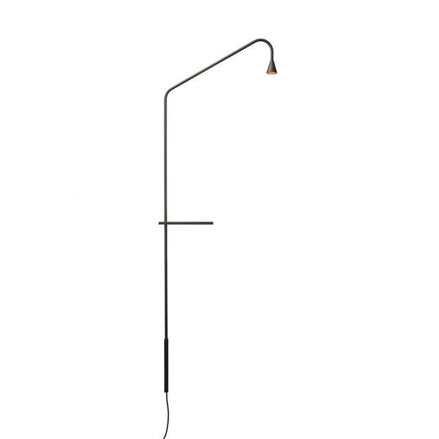 Trizo 21 Austere Bordlampe i Gunmetal - Elegant Design