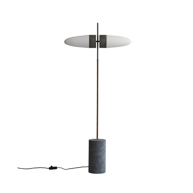 101 Copenhagen Bull Gulvlampe i Oxideret Finish